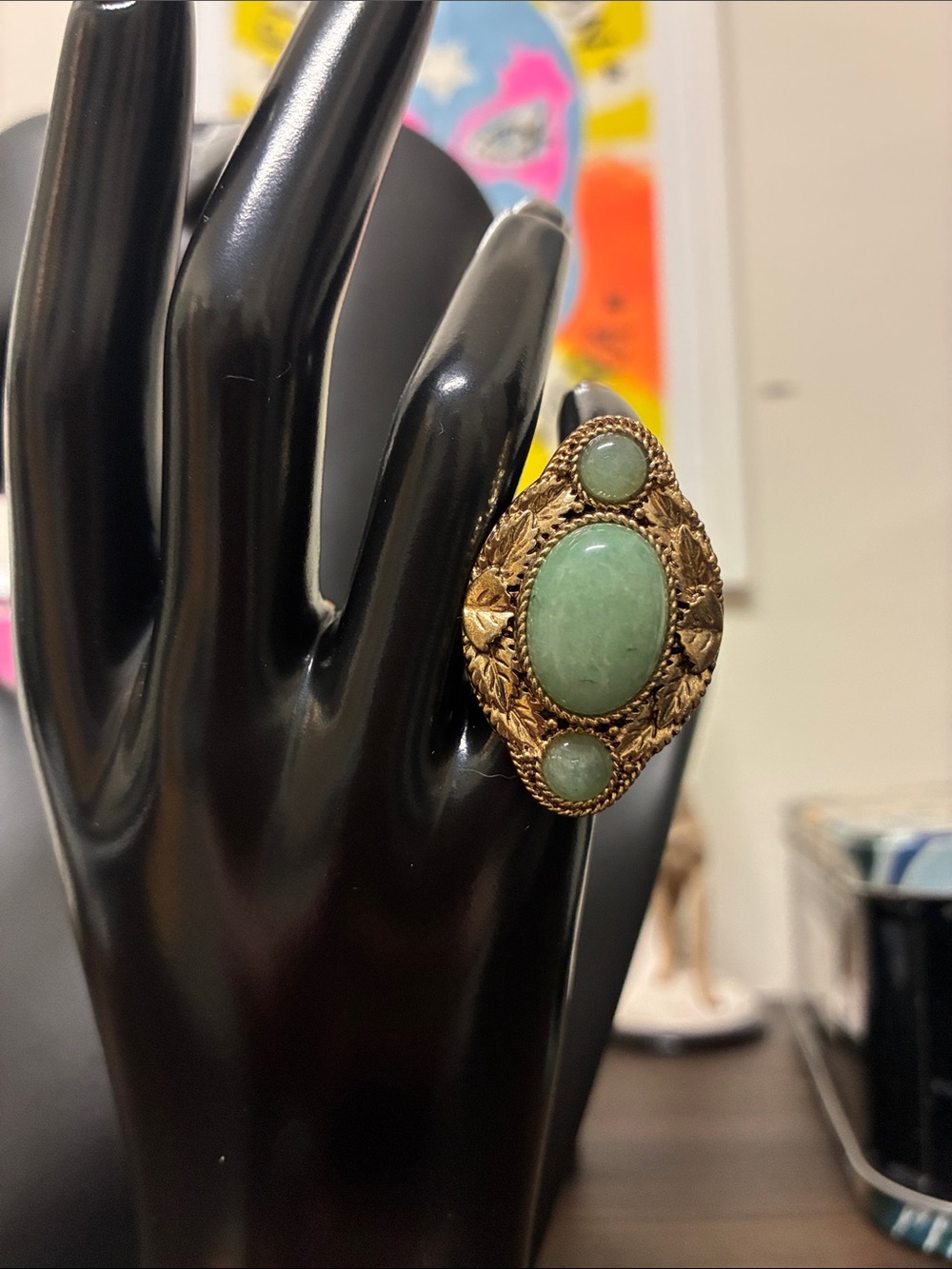 Vintage 80s Gold-Tone Green Stone Vintage-Style Statement Ring
